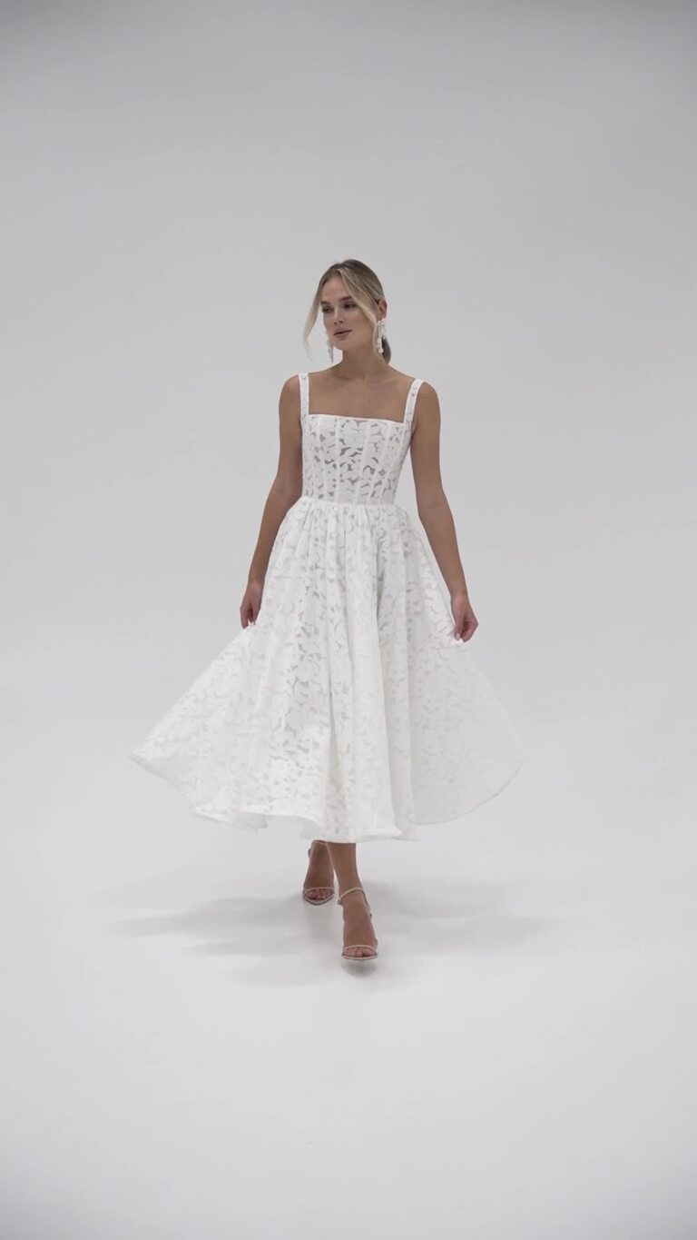 Ruta midi preview video # 2 Ruta Midi Floral Lace Tea-Length Wedding Dress