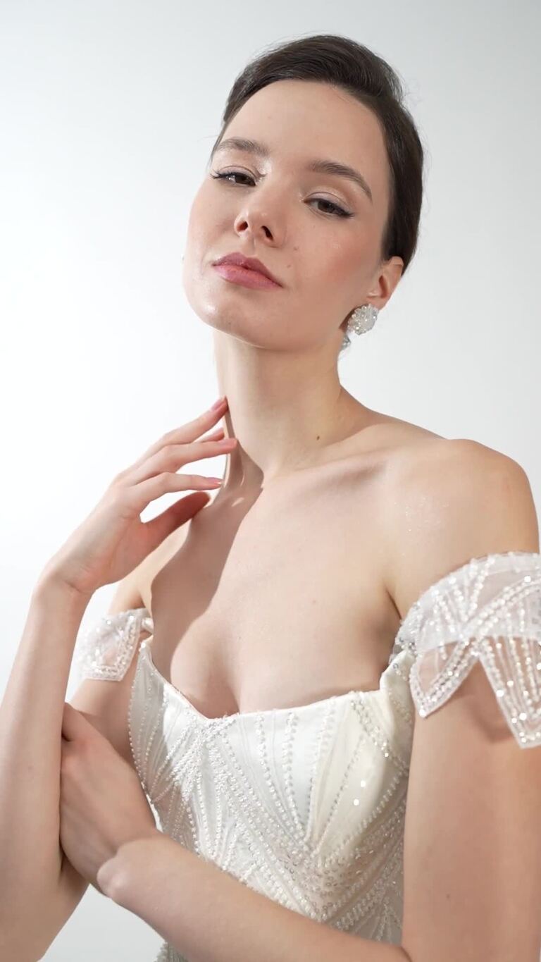 Diva preview video # 7 Diva Lace Corset & Satin Mermaid Wedding Dress