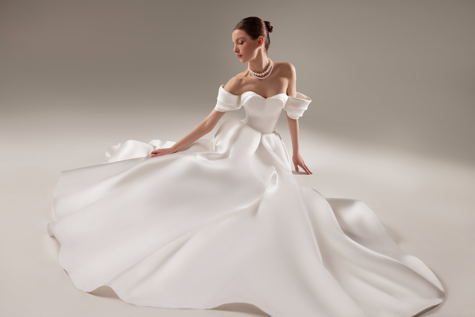 Redefining Minimalist Luxury: The 2026 Bridal Trends by Unona