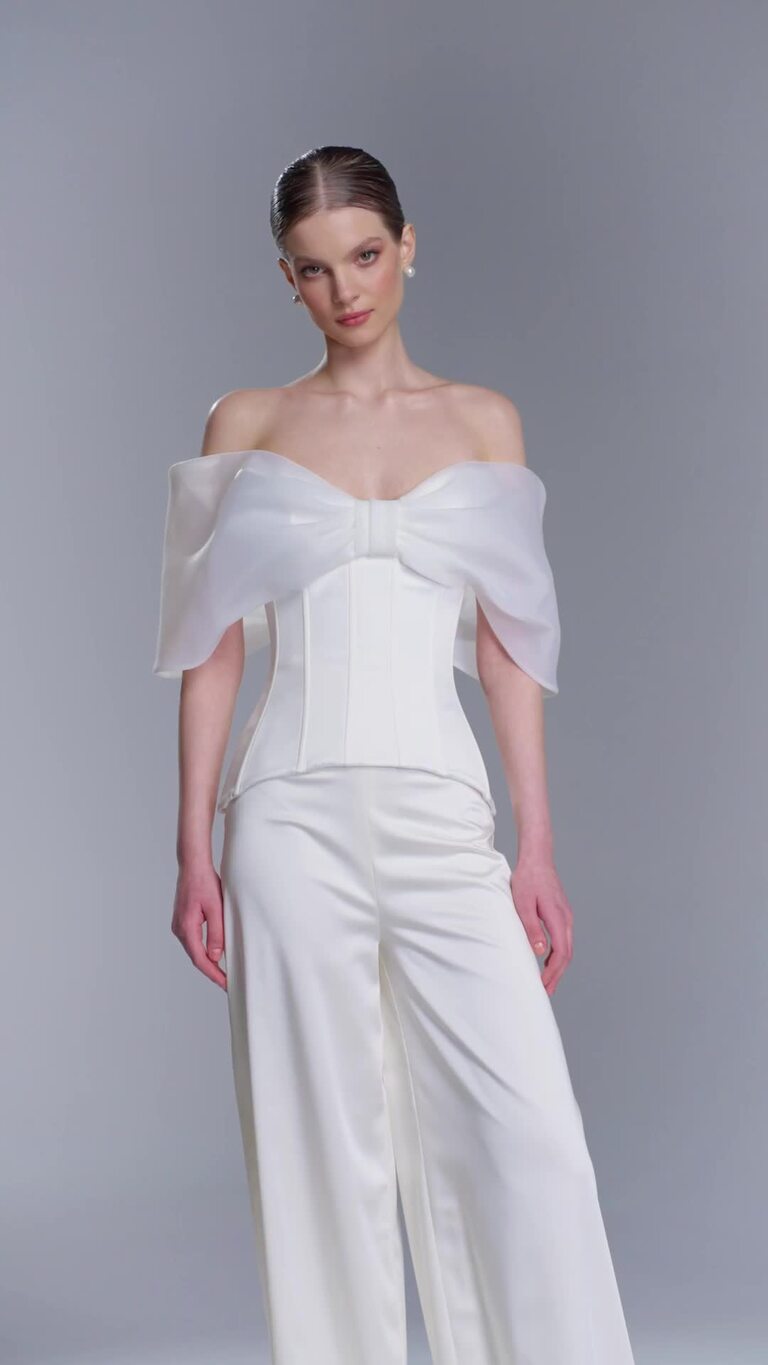 Corset Blanche preview video # 10 Blanche Off-The-Shoulder Bridal Corset with Bow