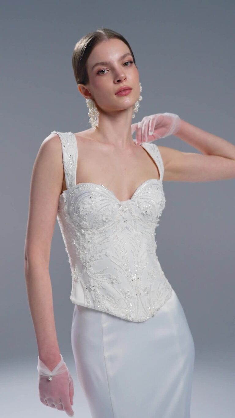 Off-White Lace Bridal Corset Niam
