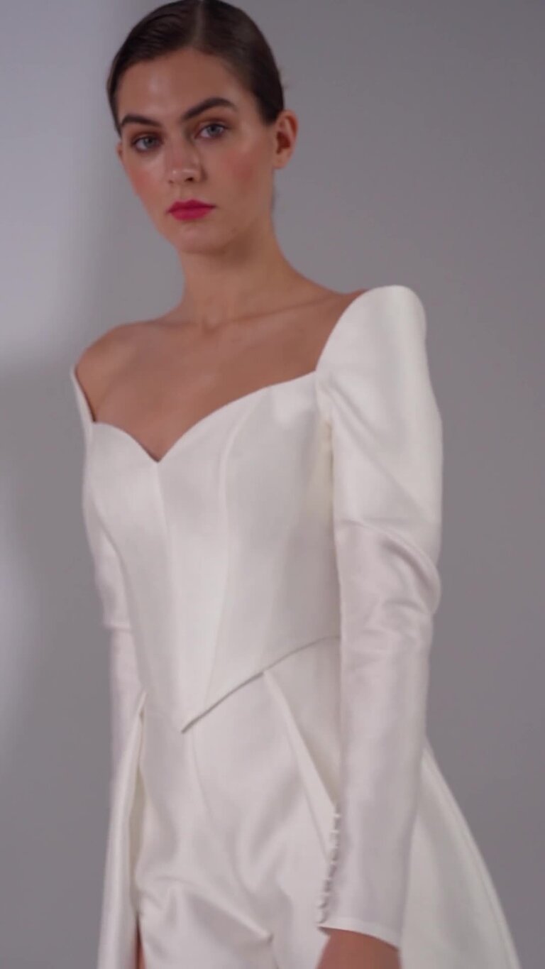Roxana Corset preview video # 2 Ivory Off-the-Shoulder Bridal Corset